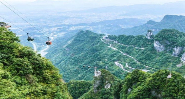 5 Days Zhangjiajie Fenghuang Tour with Furong Ancient Town